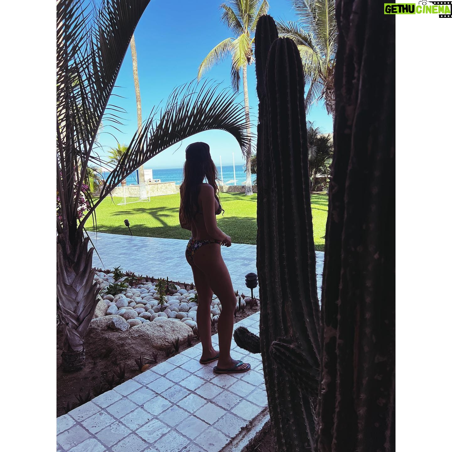 Génesis Rodríguez Instagram - Reporte de olas: Hay olas …