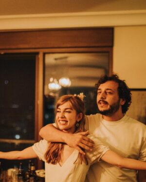 Gözde Mutluer Instagram - Bugün bizim yıldönümümüz!! Üç senedir ve senelerce @kaankarsan ♥️
