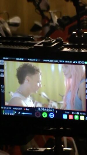 Gülşen Instagram - 🍒 backstage