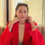 Gülsim Ali Instagram – Hem de kırmızı 🌹
Yeni bir gün, güzel bir gün, yeni yollar, yeni atılıcak adımlar 😇🧿