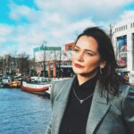 Gülsim Ali Instagram - Windy day 🌬️