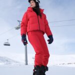 Gülsim Ali Instagram - Kırmızı severiz 🏂 @gardiropmagazin @unalavcii