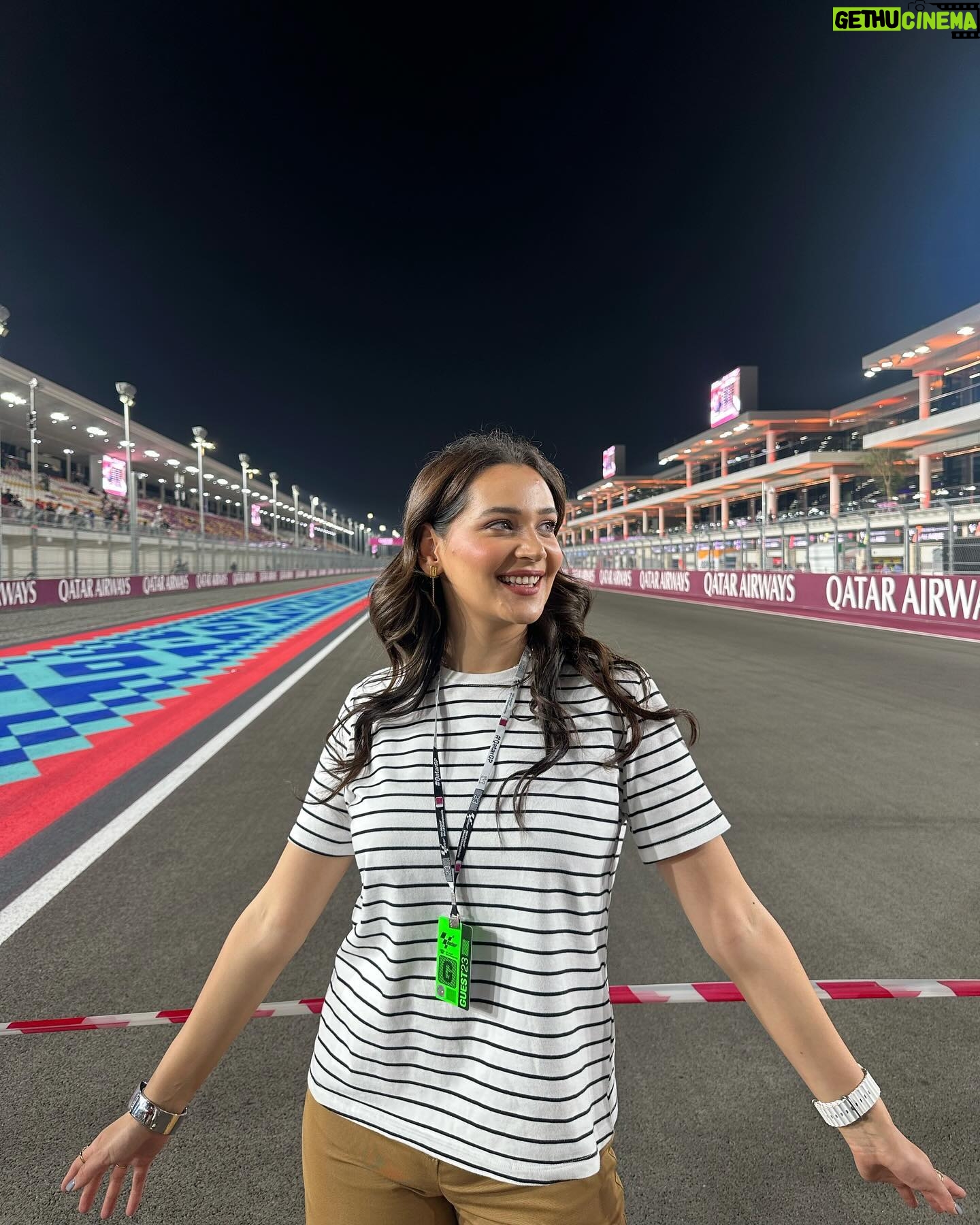 Gülsim Ali Instagram - İnanılmaz bir deneyimden geriye kalanlar @kemalali2001 🛞 @motogp @visitqatar