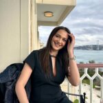 Gülsim Ali Instagram – İstanbul özlemi içerir 🤍