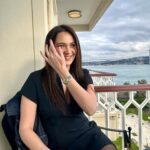 Gülsim Ali Instagram - İstanbul özlemi içerir 🤍