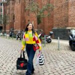 Gülsim Ali Instagram - 🦜