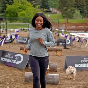 Gabby Douglas Instagram - chandler and i are flying high out at the @ProPlan #IncredibleDog Challenge today! i’ve got to say, it takes A LOT of dedication to pull off some of the performances we’re seeing here today. go to ProPlan.com/Incredible to see when it will be on TV in your city. #Ad