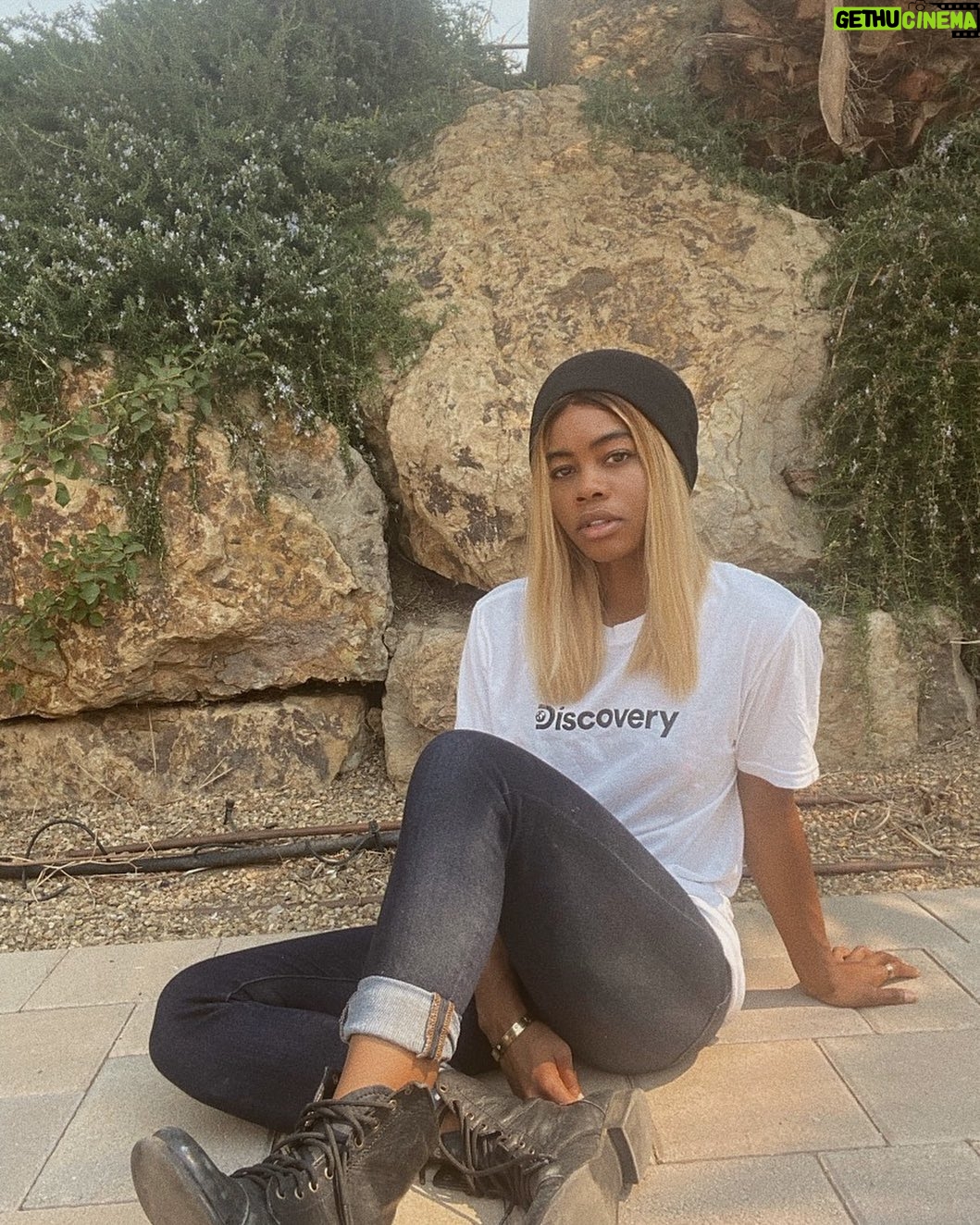 Gabby Douglas Instagram - first off i just want to say that i’ve been reading your comments on my last post and i want to thank you for all of your kind & supportive words. it really means a lot. it’s not easy opening up and being true and vulnerable about certain things, especially in this day and age. not gonna lie... you guys can be BRUTAL lol. but in that, i have developed thick skin. i am forever grateful to have this platform to inspire and encourage u all. hopefully one day i will have the courage to share my FULL story with you. nothing but love for u on my side. hope u all had a great week. x