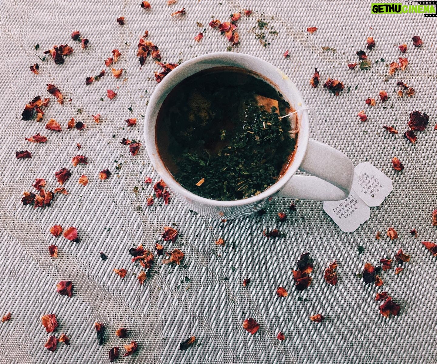 Gabby Douglas Instagram - hey guys! i want to do something new. i absolutely enjoy focusing on my health, and one of the things i like to do is drink tea daily. drinking tea has, amongst many other benefits, helped me with mental clarity. so i want to share some of my favorite teas with u. #teawithgabby stay tuned 👱🏽♀️ x