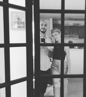 Gabby Petito Instagram - Been listening to morbid podcast all morning, and I’m obsessed @morbidpodcast 
🔪
.
Also thinking about how much I miss Charleston and @florarocco

#morbid #spooky #mondaymotivation