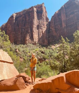 Gabby Petito Instagram - ⛺️ 
Brought a small piece of home to the canyons ☺︎︎
𓆈
.
#vanlife #expeditionhappiness #nomadlife #vanconversion #zion #therighttoexplore