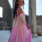 Gabi Butler Instagram - fragile come un fiore 💕🕊️