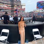 Gabi Butler Instagram - It’s goin down here in Nashville at SUMMER SLAM💥👊🏽🔥💪🏽 @wwe thank you so much for the amazing night. It was so cool seeing it in person for the first time. Truly something I will never forget… met some amazing people and made some new friends 🤍💕