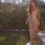 Gabi Melim Instagram – apareceu a margarida. é, me rendi a moda bota de cowboy com vestido. e aproveito essa legenda confusa e sem estética pra dizer que estou morrida de saudade de recife, e que bom que hoje estaremos juntos e nos amando mto as 21h no teatro guararapes hohohooh (ó, joão pessoa e maceió, dia 22 e 23 estaremos aí também viu)