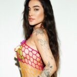 Gabi Melim Instagram - nem metade inteira sua satisfaz