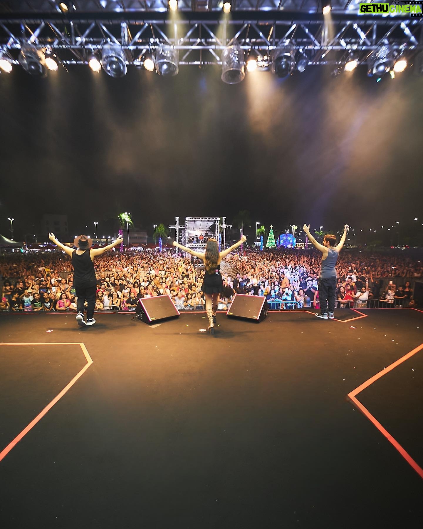 Gabi Melim Instagram - ahhhh esses últimos shows ⭐️ obrigada curitiba e barueri!!!!!! sampa hoje a gente se vê meu povo lindo 🤍