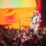 Gabi Melim Instagram – ainda não consegui voltar pra terra. qq foi ontem? que energia surreal. a gravação do nosso primeiro DVD, vocês ali, de SÃO PAULO e de cada canto do Brasil, que viajaram pra fazer parte dessa noite que é um marco na nossa carreira e nas nossas vidas. brigaduuuuu ⭐️ público fiel que acompanha a gente pela música, pela mensagem, público CONSISTENTE e não momentâneo, que cresce cada vez mais, que fica e transforma toda nossa arte em algo muito maior. a gente AMA vocês. 

@sergio_blazer @_brunini obrigada pelos registros impecáveis.