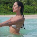 Gabi Melim Instagram - sol da manhã que atravessa a cortina
