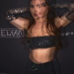 Gabi Melim Instagram - nosso QUINTAL em FORTAL! 8 mil pessoas cantando nossas canções 🫀 brigaduuuuu eu amo a energia de vocês