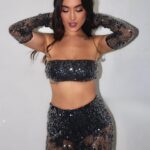 Gabi Melim Instagram - nosso QUINTAL em FORTAL! 8 mil pessoas cantando nossas canções 🫀 brigaduuuuu eu amo a energia de vocês