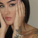 Gabi Melim Instagram - meus amores, queria convidar vocês para participarem dos últimos dias da campanha de black friday da @theofficialpandora que termina agora no dia 30 de novembro. toda a loja e site com 50% de desconto.* e para as compras a partir de 1.199,00 você ganha um porta joias exclusivo! #theofficialpandora #blackfriday #publi *com exceção das categorias diamantes e gameofthrones.
