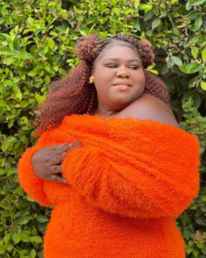 Gabourey Sidibe Instagram - I felt a lil breeze in the air today. 

📸&💄: @tobyfleischman 
💇🏿‍♀️: @misscopeland310 
💃🏾: @kellyaugustine 
💃🏾: @couturemoments_ 
👗: @zelieforshe 
💎: @karinesultanjewelry