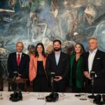 Gabriel Boric Instagram - En el marco de la Cumbre de Libertad de Prensa, tuve una entrevista con más de 500 radios de @SomosARCHI en La Moneda para conversar respecto a diversos temas como seguridad, crecimiento económico y justicia social. Muchas gracias @VerFrancom, Angélica Bulnes, @JuMastorga y Cristian Gálvez por este espacio y por conectar e informar diariamente a miles de chilenas y chilenos a lo largo de Chile!