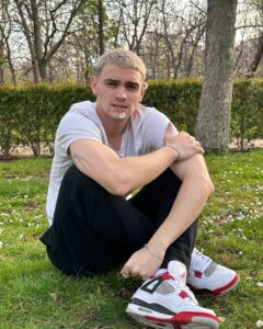 Gabriel Guevara Instagram - Polvorones en primavera