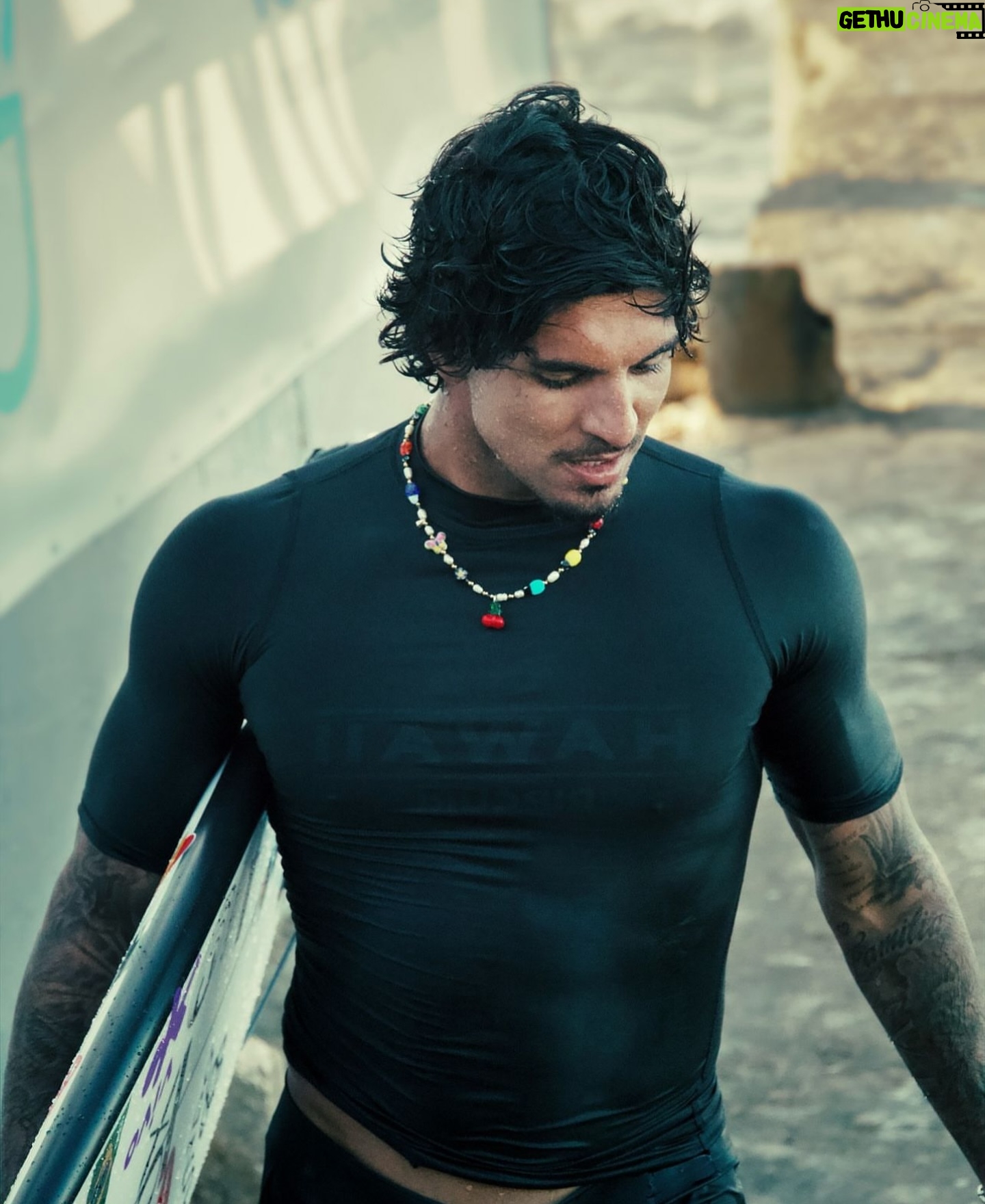 Gabriel Medina Instagram - π§π· good to be back homeπ π§π· feliz em estar de volta.