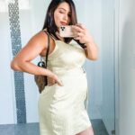Gabriela Castrovinci Instagram – Happy Sunday 💚💚💚 #23weekspregnant #6monthspregnant #fitmom #fitness #nurse #nurseinjector