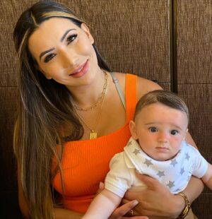 Gabriela Castrovinci Instagram - The first of many Mother’s Day 🤱🏻