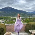 Gabriela Fadel Instagram - Quando sua amiga te chama pro casamento dela em um castelo nos Alpes franceses, você vai. Foi especial demais presencial viver esse momento com vocês!