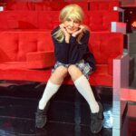 Gabriela Platas Instagram - A la niña le gusta hacer personajes y la meten a MCDR 🤩🤩🤩 ¡Ya casi regresamos con la 10ª temporada! ✨ #tbt