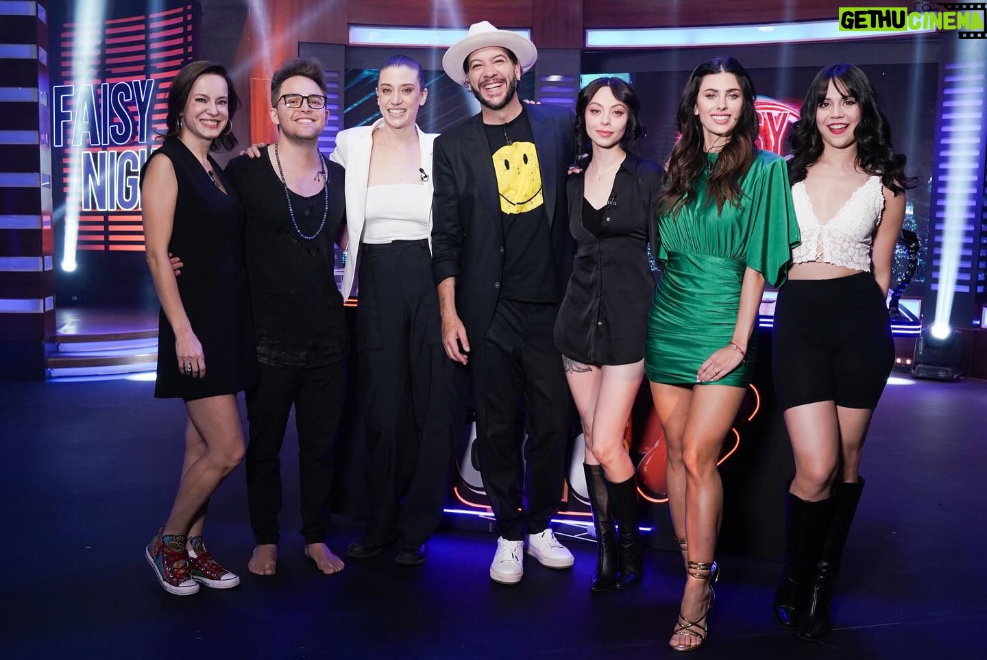 Gabriela Platas Instagram - ¡Fusión! 🔄 El día que hagan el duelo de baile, ese día sí ganaremos ¿verdad @yuremrojas? #FaisyNights