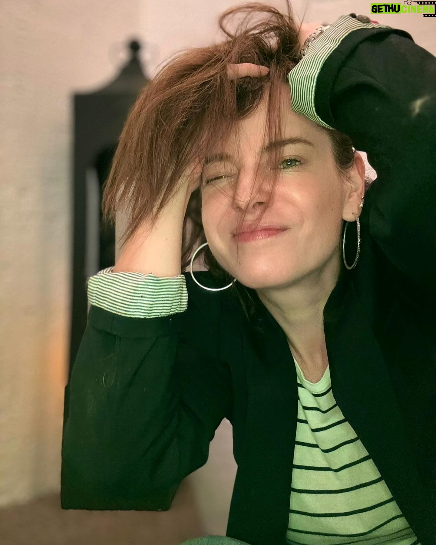 Gabriela Platas Instagram - ¿Festivo tranqui o festivo que despeine?