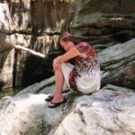 Gabriela Platas Instagram - Sabadito de me encanta subirme a las piedras en los riachuelos