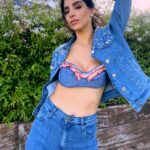 Gabriela Sari Instagram - en la doble combinación básica nos encontramos 👐🏼 🌺🌺🌺🌺🌺🌺 Look @justaosadia