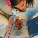 Gabriela Sari Instagram – Antes de nacer estabas unida a mi, a través de un cordón mágico! ✨Que transportó durante 9 meses todos los alimentos y el oxígeno q necesitabas para crecer y desarrollarte 💜
@matercell nos acompaña desde su nacimiento y para toda la vida dándonos acceso a la medicina regenerativa del presente y futuro 🙌
Hace poco nos hicieron llegar un regalo para poder compartir con ella la historia de nuestra decisión sobre guardar sus células madre. Deslizá el carrusel para ver el hermoso regalo.
🥰Gracias por darnos un momento de lectura en familia
Con @rulo decidimos que íbamos a guardarlas para vos bebita linda @donnasoy ♾
Gracias por protegernos siempre @matercell
Www.matercell.com
