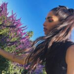 Gabriela Sari Instagram - Fan de este color 💜💜💜 @ginebrabsas @justaosadia