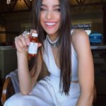 Gabriela Sari Instagram – Uno más bomba que otro 🤍🤍🤍
¿Conocían los 4 serum de La Roche-Posay?
Cada cual se ajusta a tu necesidad.
A mi me encanta combinarlos para un mejor cuidado de la piel 🫶🏽💙
#LaRochePosay @larocheposay #tratamientosN1antiedad @lorealgroupe_latam