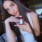 Gabriela Sari Instagram – Uno más bomba que otro 🤍🤍🤍
¿Conocían los 4 serum de La Roche-Posay?
Cada cual se ajusta a tu necesidad.
A mi me encanta combinarlos para un mejor cuidado de la piel 🫶🏽💙
#LaRochePosay @larocheposay #tratamientosN1antiedad @lorealgroupe_latam