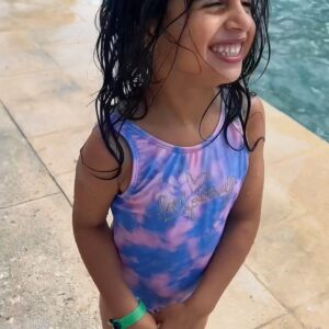 Gabriela Sari Instagram - Se terminaron las vacaciones 😅😍♥️🏖️ mucho amor para este comienzo de año. Lo vamos a dar toooo💘💖💜💘💖💜💘💖💜💘💖💜💘