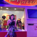 Gabriella Pizzolo Instagram - it looks like they all know the lyrics at the @strangerthings.experience !!