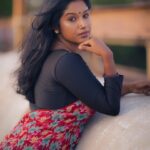 Gabriella Sellus Instagram - “ தெளிந்த அக்கணம் அழகாகியது யாவும்” PC @im_me_vr_official @vrcreativeclickz MUA @trichymakeupartistry_suganya