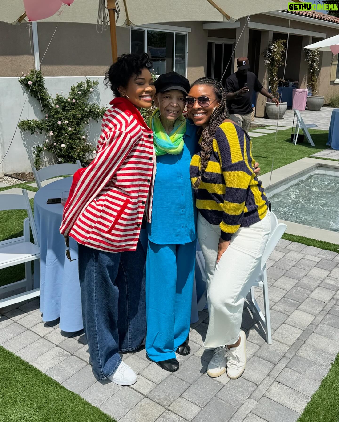 Gabrielle Union Instagram - On your 77th, may we celebrate your freedom to BE and DO and DREAM in ways you never could’ve imagined. You deserve all the good things in life, mom. Our Black 🦋