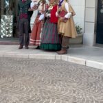 Gaby Ramirez Instagram – @bellofcalifornia .
Sabías que los #villancicosnavideños empezaron en #españa y en #portugal durante la #edadmedia . Y no tenían nada que ver con la #navidad .
Did you know that #Christmascarols began in #Spain and #Portugal during the #middle ages. And they had nothing to do with #Christmas #gabyramirez