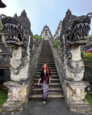 Gaby Ramirez Instagram - @bellofcalifornia .
#Bali y sus maravillas . thank you @bonito.bali . 

#minitrip #paisaje #travellove #fotografianaturaleza #paisajesnaturales #placetobe #travelguide #montaña #stunningview #travelworld #gabyramirez #instatraveling #fotonaturaleza #natu #mesmerizing #scenicview #tourist #verde #instatravelling #vacation #naturalezapura #puraagungjagatnatha #travels #ruta #travelpics