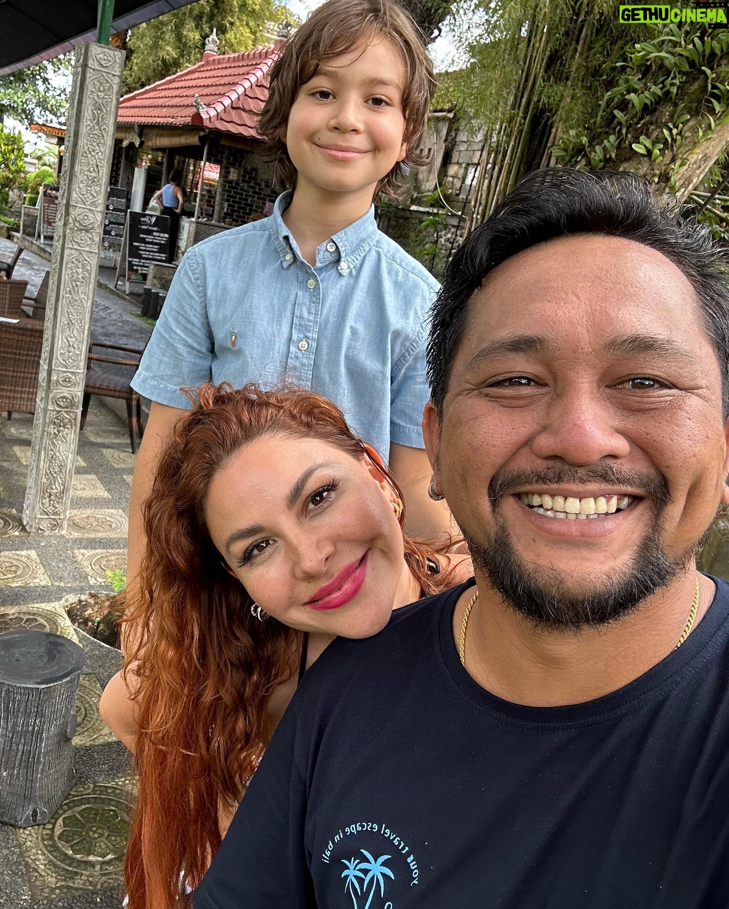 Gaby Ramirez - 4.2K Likes - @bellofcalifornia .
#Bali y sus maravillas . thank you @bonito.bali .
#minitrip #paisaje #travellove #fotografianaturaleza #paisajesnaturales #placetobe #travelguide #montaña #stunningview #travelworld #gabyramirez #instatraveling #fotonaturaleza #natu #mesmerizing #scenicview #tourist #verde #instatravelling #vacation #naturalezapura #puraagungjagatnatha #travels #ruta #travelpics