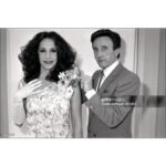 Gal Costa Instagram – 🇫🇷 Gal tornou-se um ícone não só na música, como também na moda. Sua imagem sempre transbordou uma mistura única de sensualidade, exuberância e uma pitada de rebeldia. Até hoje os seus looks são amplamente reproduzidos e reinterpretados nas passarelas e nas ruas.

Em 07 de maio de 1982, após turnê em Israel, Gal Costa visitou o ateliê de @guylarocheparis em Paris, um dos mais importantes nomes da alta costura internacional.

Fotos: Bertrand Laforêt / Gamma / @gettyimages

#GalCosta #EquipeGal