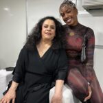 Gal Costa Instagram – 2 anos! Em abril de 2022, Gal participou do festival @rockthemountain, nos dias 17 e 24/04, em Itaipava (RJ). Muita festa e alegria no camarim nos dois dias de apresentação no festival. 

“Eu acho importante devolver, retribuir essa nova geração. Eles bebem na minha fonte, assim como eu me influenciei por outros artistas”, comentou Gal. 🤩

Fotos: @giovanachanley 
 
#GalCosta #RockTheMountain #EquipeGal